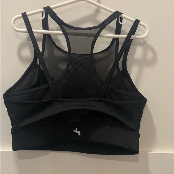 black sports bra - Picture 2 of 2